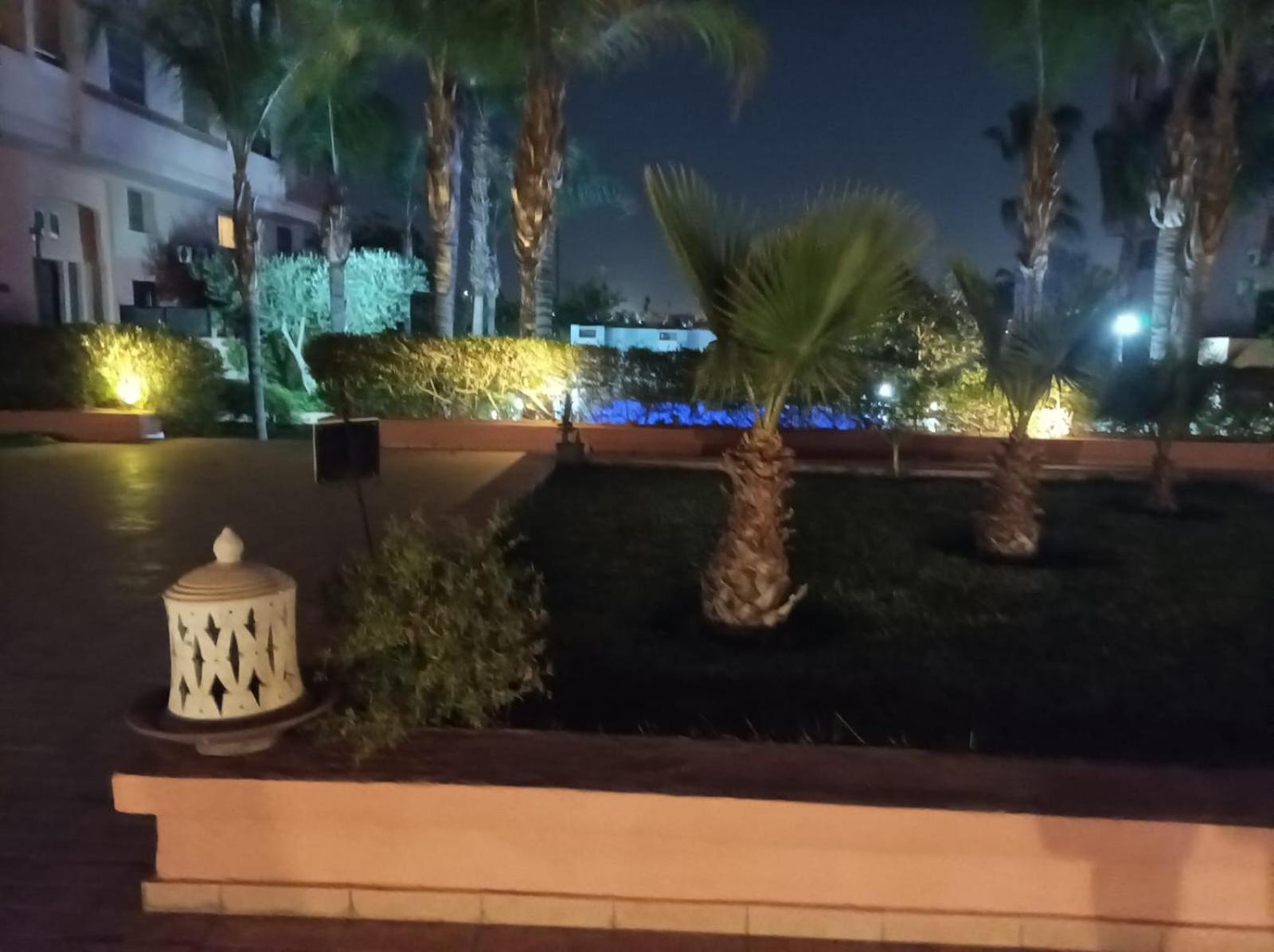 Appartement Haut Standing Vu Piscine Marrakesh Exterior photo